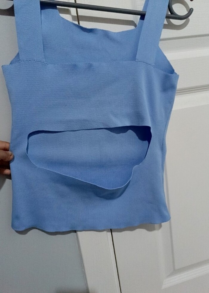 Sırt dekolteli üst - Görsel 3