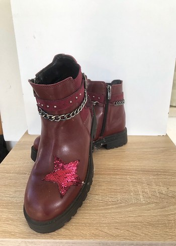 Bordo Zincir Detaylı Deri Biker Bot