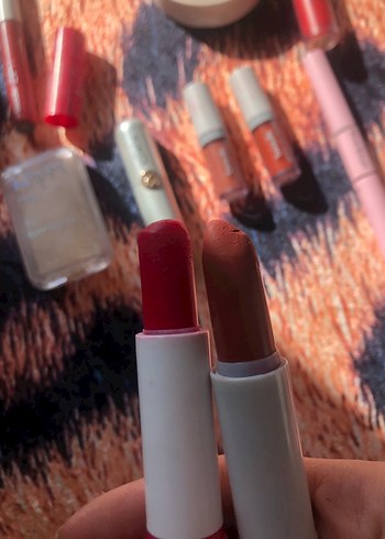 Pembe ve Açık Tonlu Makyaj Ürünleri Seti - Görsel 5