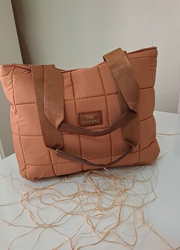 Beden THE TOTEBAG KADIN ŞIK KULLANIŞLI ÇANTA