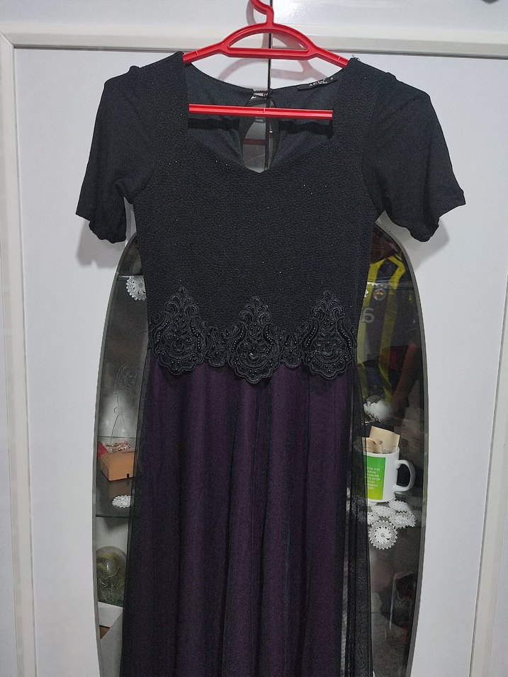 Mor Uzun V Yaka Abiye Elbise - Görsel 4