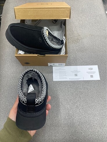 38 Beden Ugg Tazz Siyah ( Orjinal )