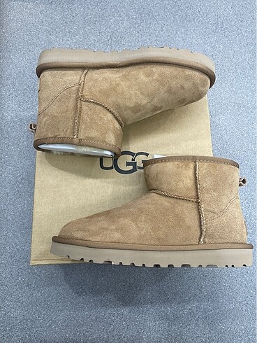 38 Beden kahverengi Renk Ugg Mini ll ( Orjinal )