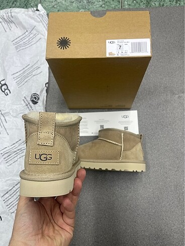 Ugg Ugg Mini Classic Bej