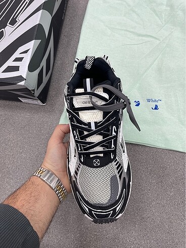 Off-White Off White