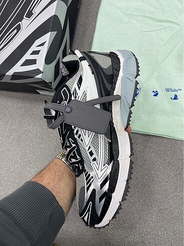 43 Beden Off White