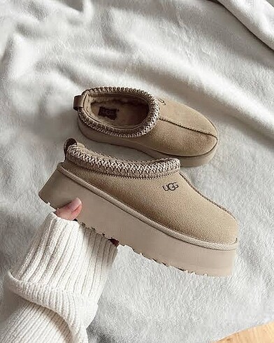 Ugg Tazz Beige
