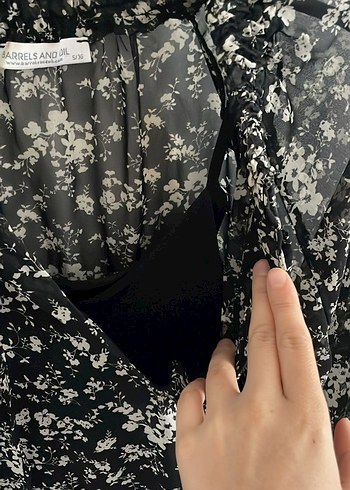 Uzun Kollu Fırfırlı Siyah Midi Elbise - Görsel 2