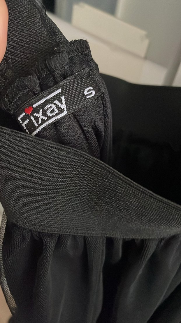 Siyah Uzun Volanlı Gotik Etek - Görsel 2