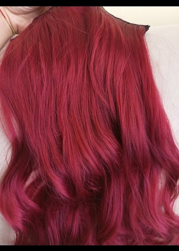 Parlak Kırmızı Sentetik Çıt Çıt - Görsel 3