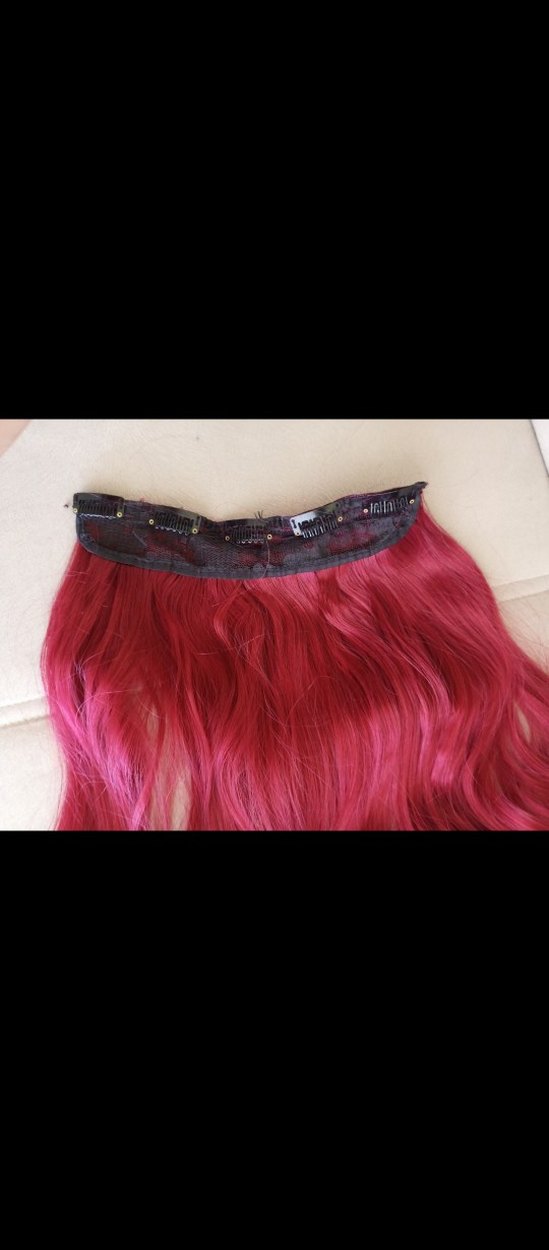 Parlak Kırmızı Sentetik Çıt Çıt - Görsel 4