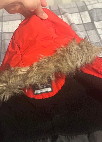 Kürklü Kapüşonlu Kırmızı Erkek Çocuk Mont - Görsel 4