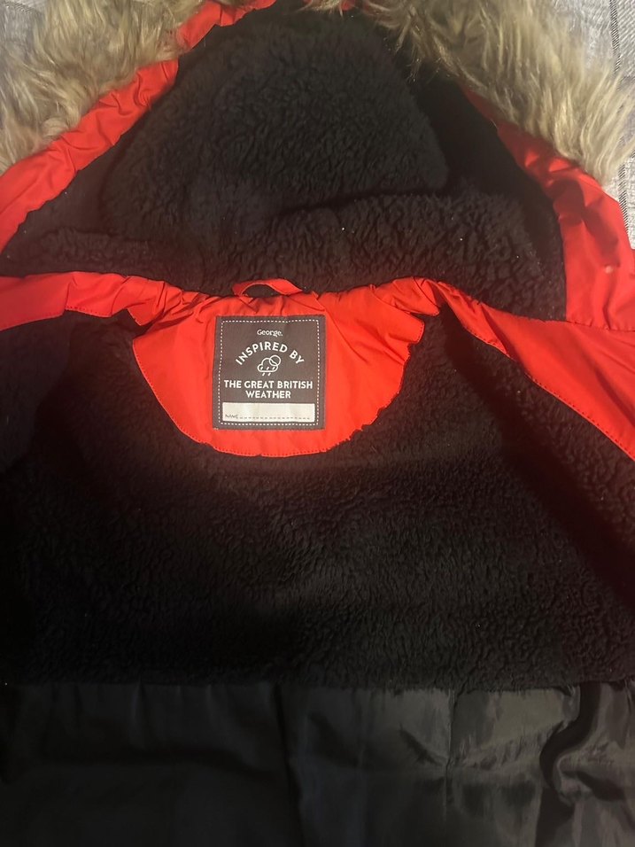 Kürklü Kapüşonlu Kırmızı Erkek Çocuk Mont - Görsel 3