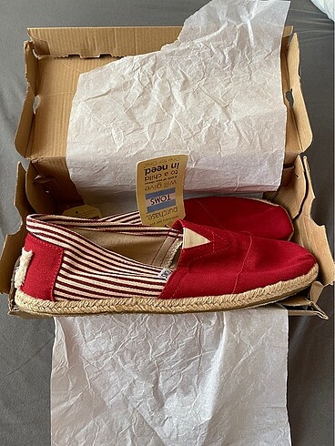 TOMS Sıfır TOMS University Classics Red Stripe 43,5