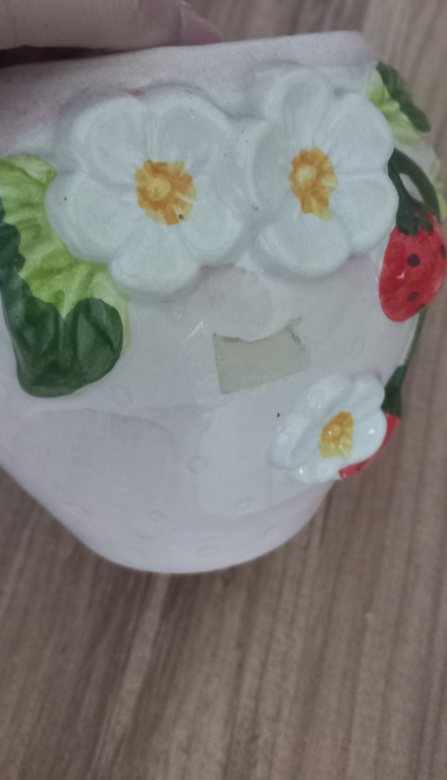 Beyaz Çilek Figürlü Vazo - Görsel 3