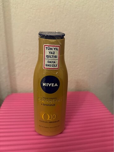 Nivea Q10 bronzlaştırıcı sıkılaştırıcı vücut losyonu