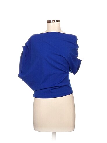 Zara Bluz %70 İndirimli.