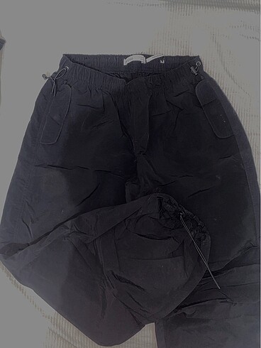 bershka parasut pantolon