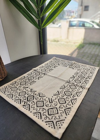  Beden Sunum Altlığı / Masa Peçetesi
