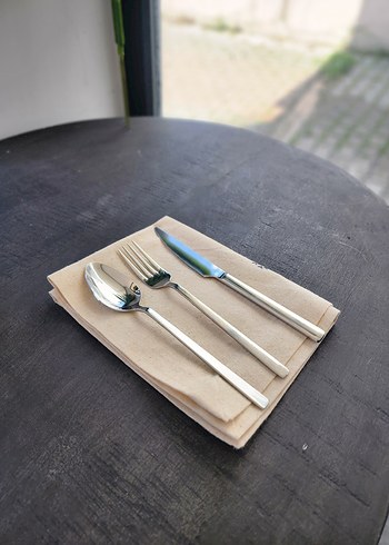 Yargıcı Home Sunum Altlığı / Masa Peçetesi