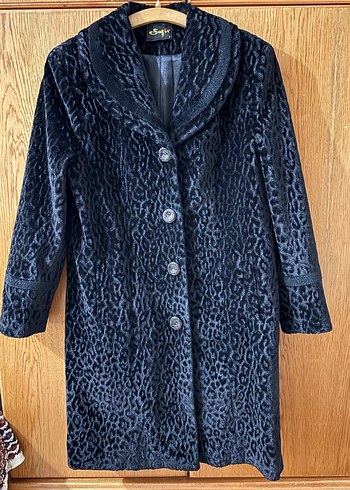 Leopar desenli siyah kurk - Görsel 2