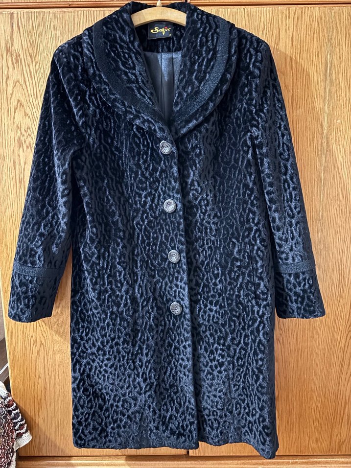 Leopar desenli siyah kurk - Görsel 2