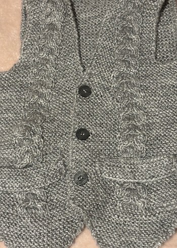 Gri Örgü Erkek Çocuk Yeleği - Görsel 2