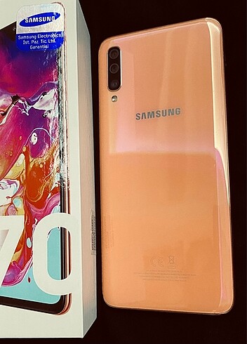 Samsung A70