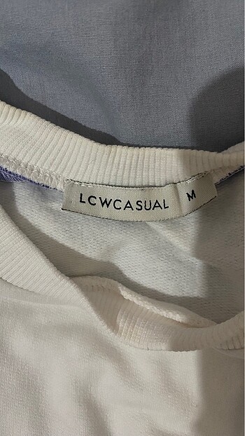LC Waikiki üst kısmı çok iyi durumda
