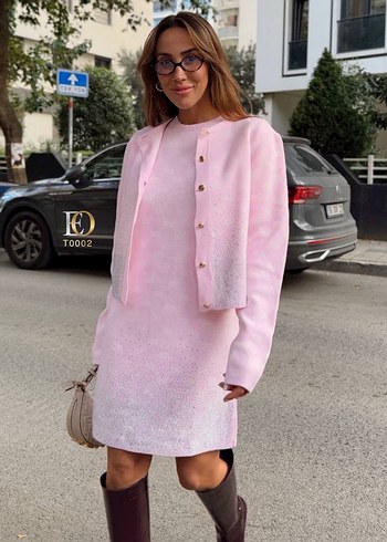 Pembe Mini Bağlama Desenli Triko Elbise - Görsel 3