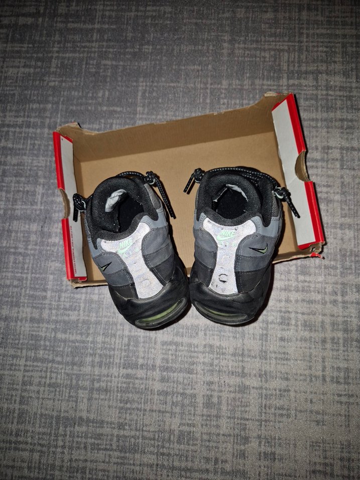 Nike Air Max Gri 95 - Görsel 2