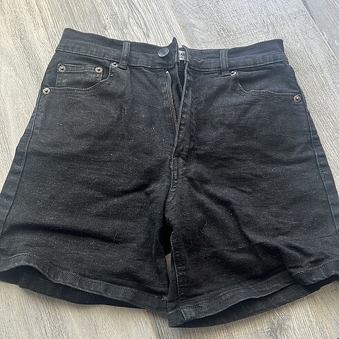 Bershka siyah kot şort