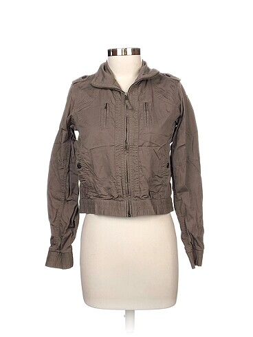 LC Waikiki Trenchcoat %70 İndirimli.