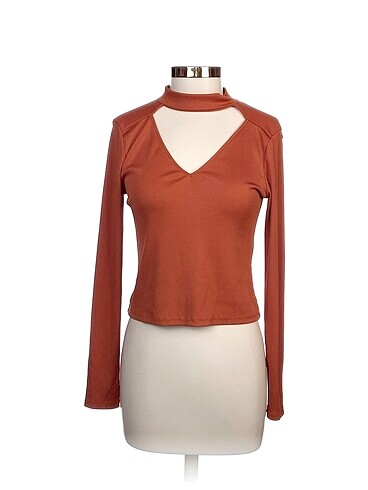 Zara Bluz %70 İndirimli.