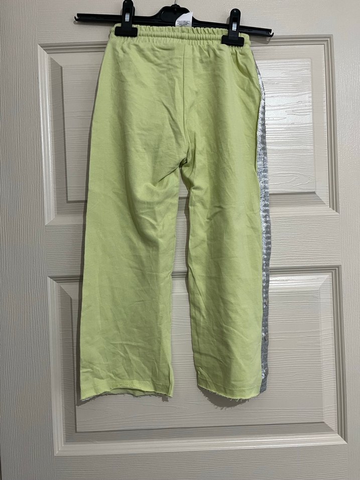 Kızlar için Gevşek Kesim Yeşil Eşofman Altı - Görsel 3