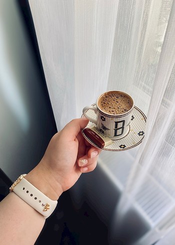 Kahverengi Desenli Fincan ve Tabak Seti B harfli fincan - Görsel 2