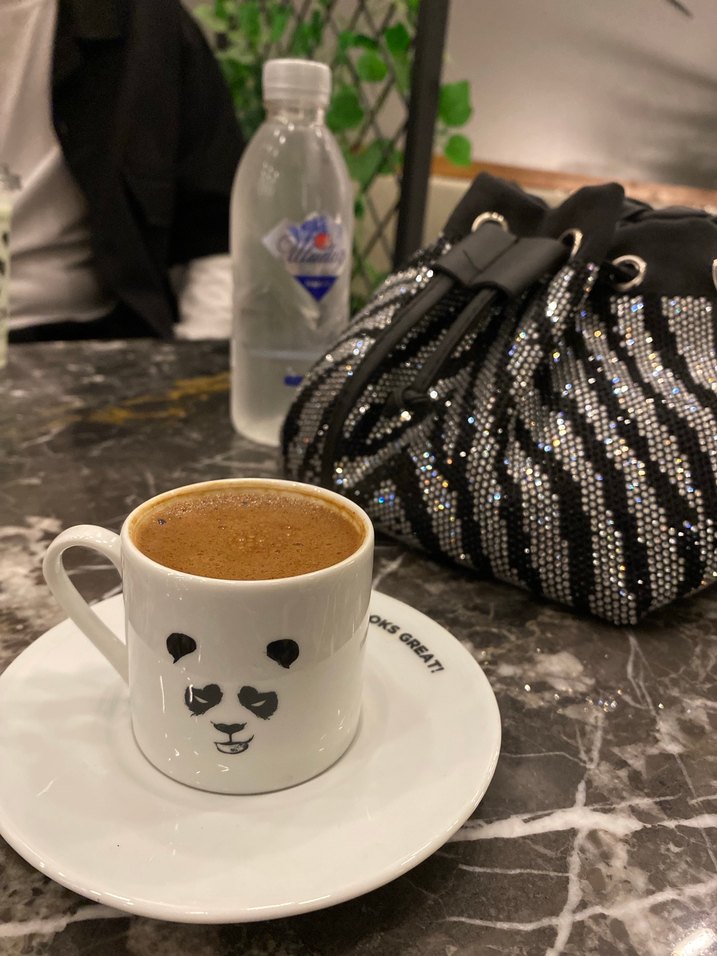 Büzgülü tarzda torba çanta taş detaylı - Görsel 2