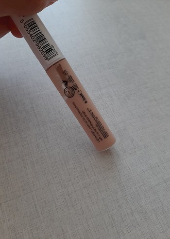 Diğer MUA Pro Base Likit Kapatıcı Beige