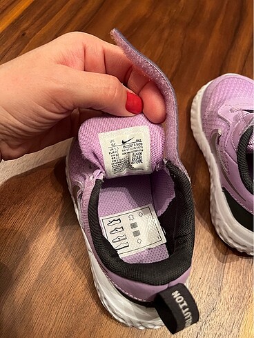 22 Beden Kız çocuk mor nike spor ayakkabı