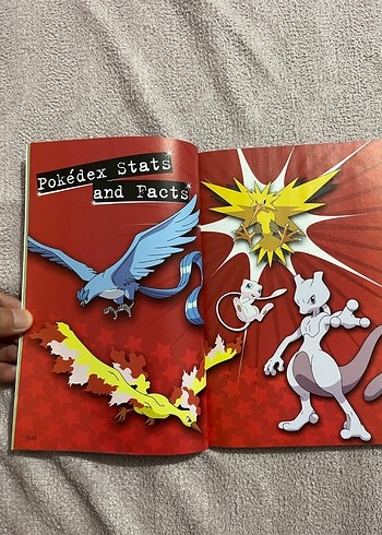 Beden Renk Pokémon Klasik Koleksiyoncu El Kitabı Lisanslı üründür.
