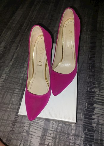 Pembe Süet Stiletto Topuklu Kadın Ayakkabı - Görsel 2