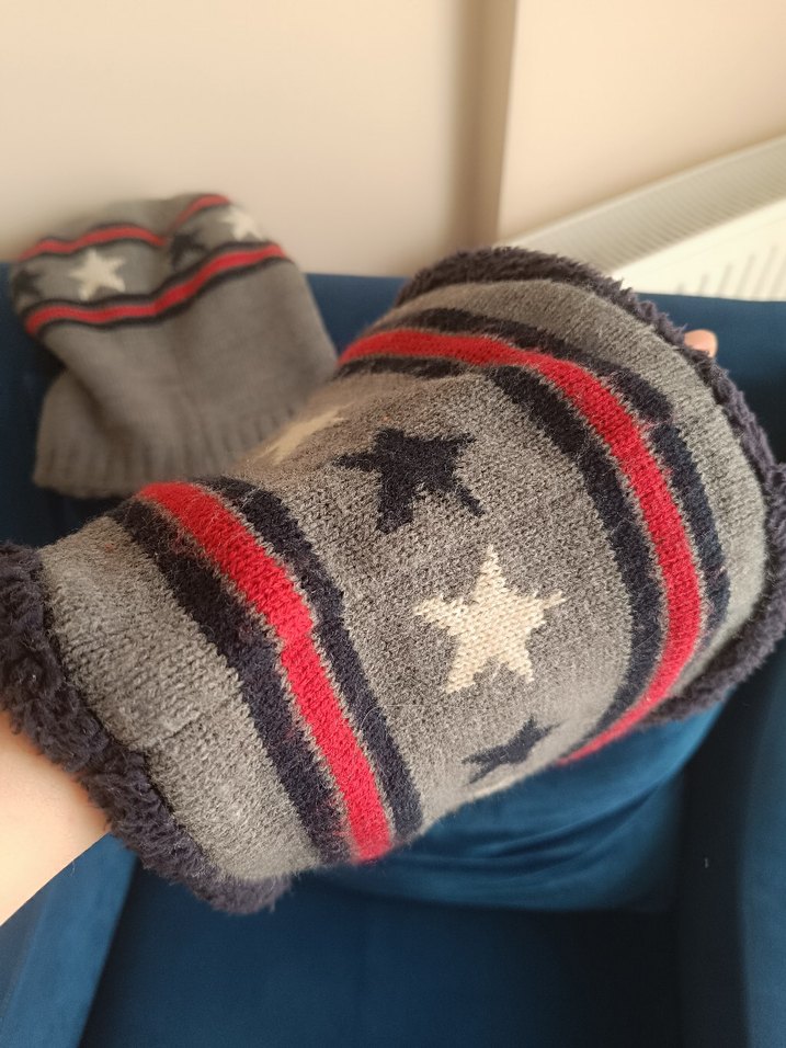 Erkek çocuk bere ve atkı. - Görsel 3