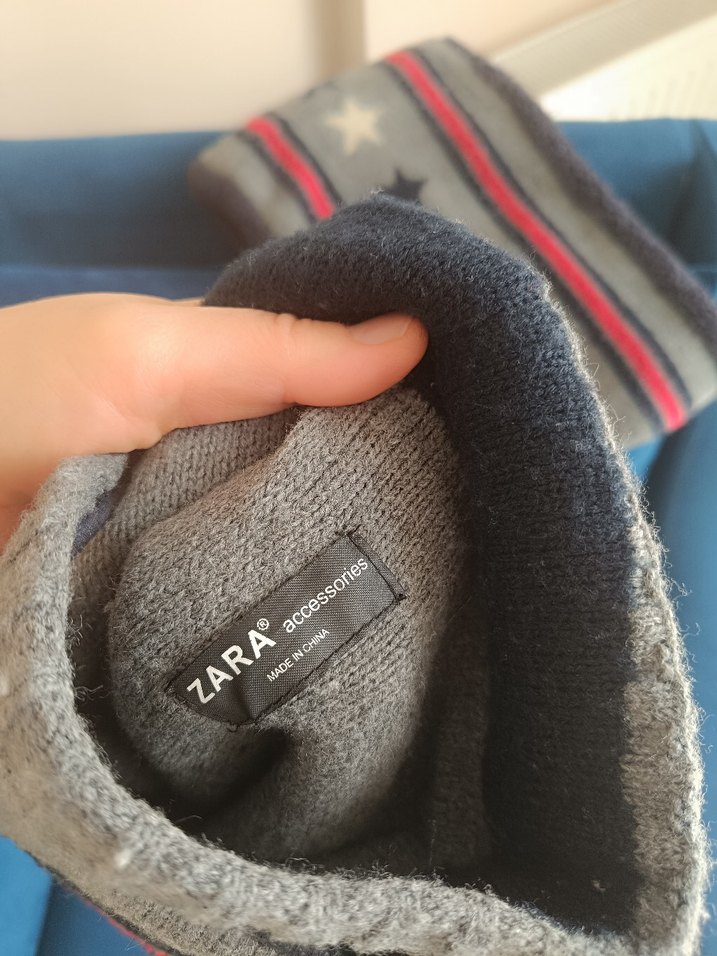 Erkek çocuk bere ve atkı. - Görsel 2