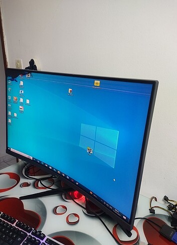 Asus rog strix xg32VQR 2k 144hz oyuncu monitör