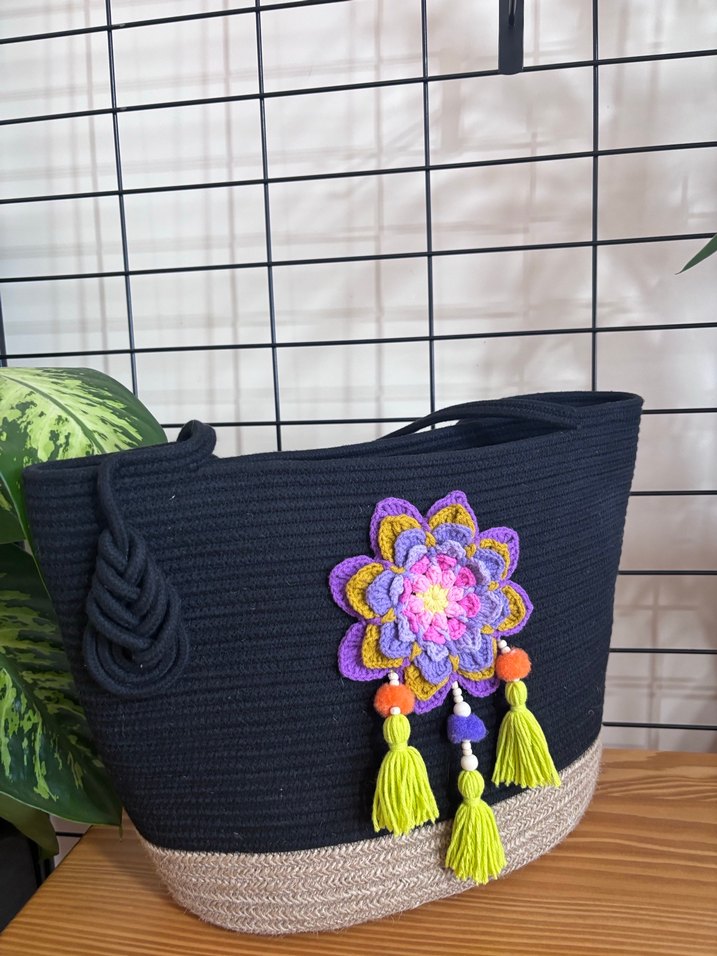 Nakışlı Püsküllü Bohem Kadın Örgü Çanta - Görsel 3