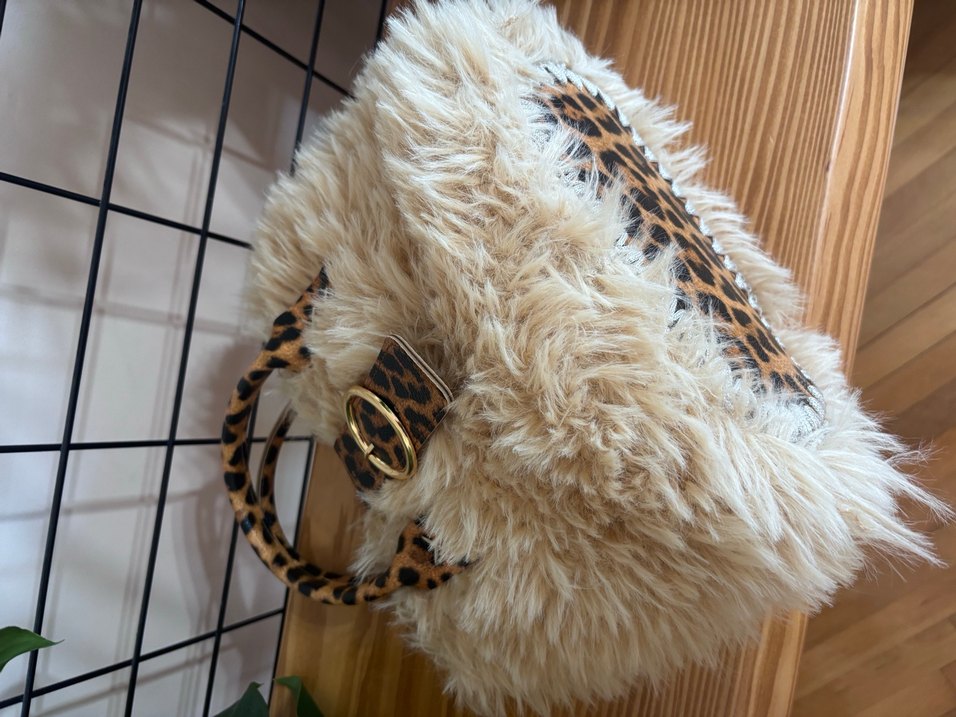 Kürk Detaylı Leopar Desenli Kadın Çanta - Görsel 4