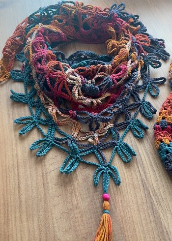 Bayanlar i için Renkli Örgü Bere ve Fular Seti - Görsel 3