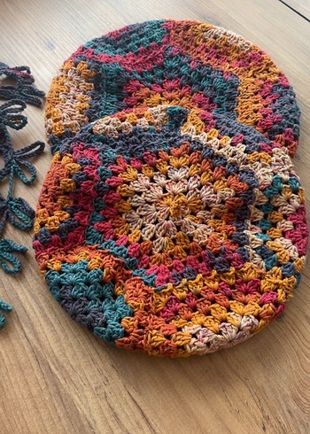 Bayanlar i için Renkli Örgü Bere ve Fular Seti - Görsel 4