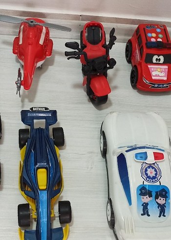 Oyuncak Arabalar - Görsel 2