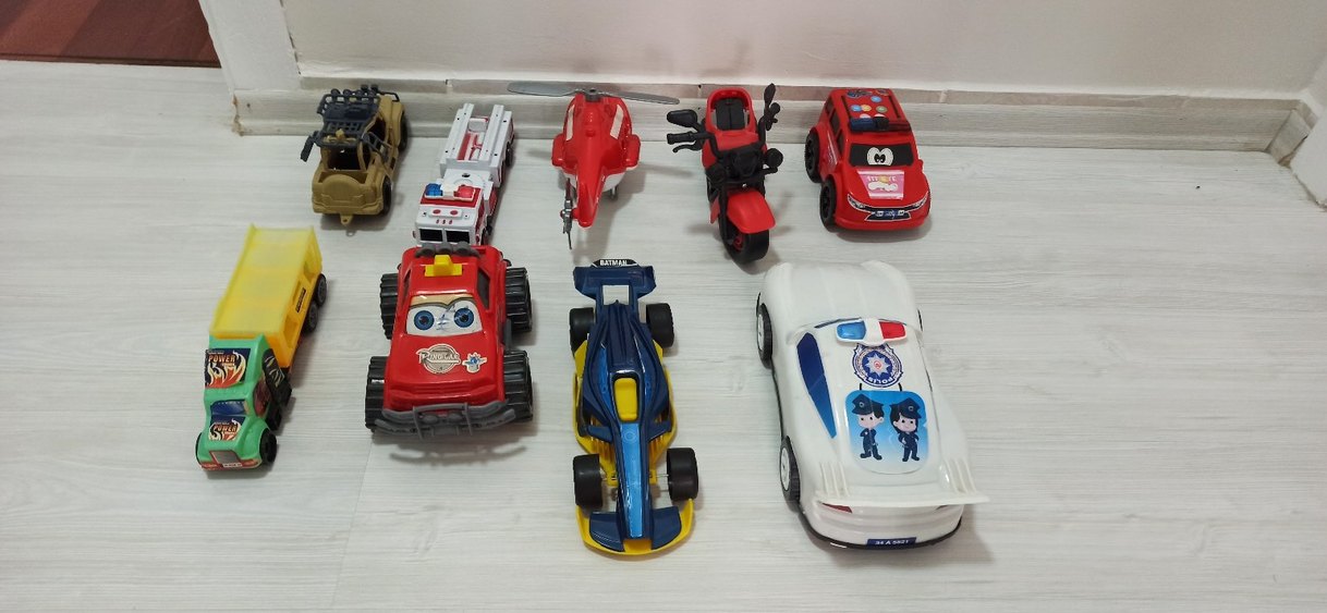 Oyuncak Arabalar - Görsel 3